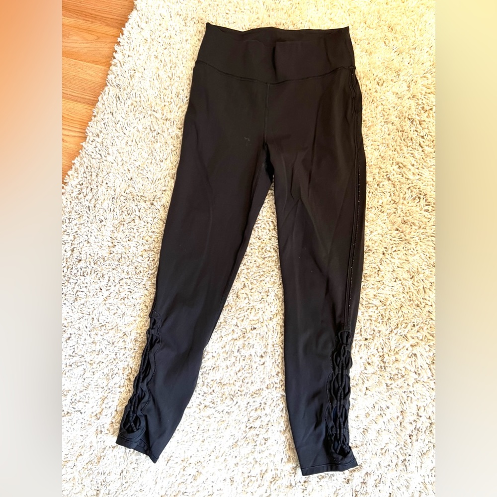 Lululemon Leggings Black Criss Cross Mesh Ankle Size 8